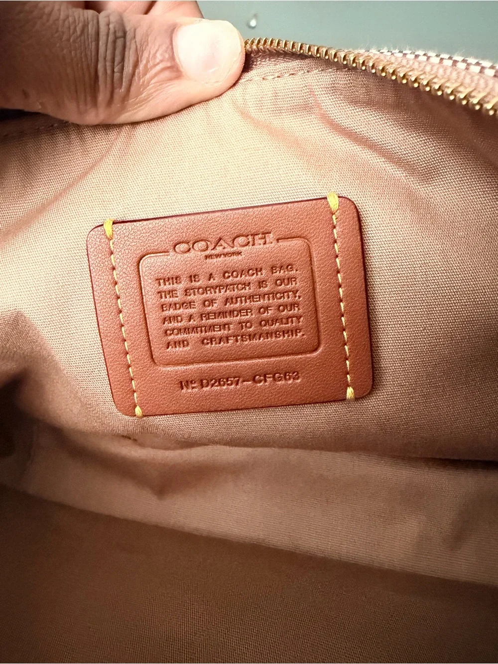 Coach crystal jacquard plaza bag NEVER WORN ‼️